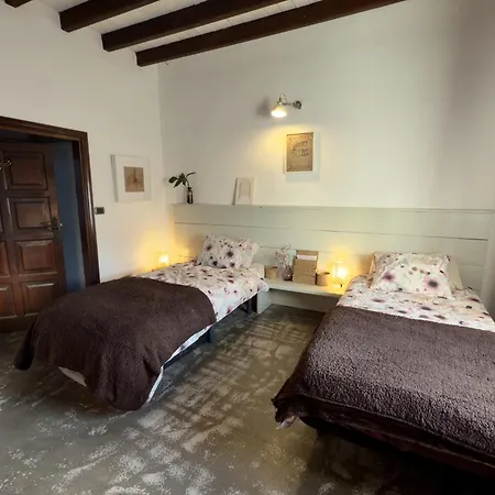 Vakantiehuis Botanica - 5 Bedroom With Pool And Hot Tub